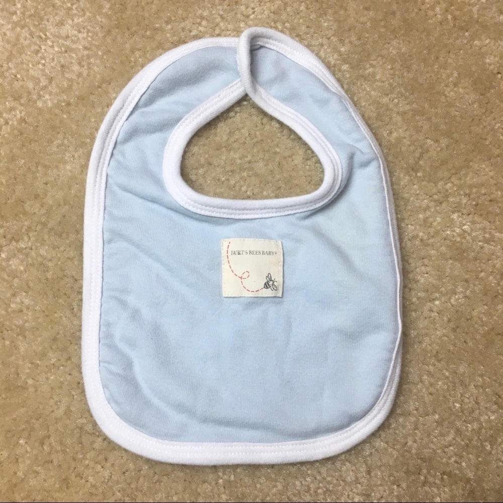 Burt’s Bees Baby Blue Bib NWOT